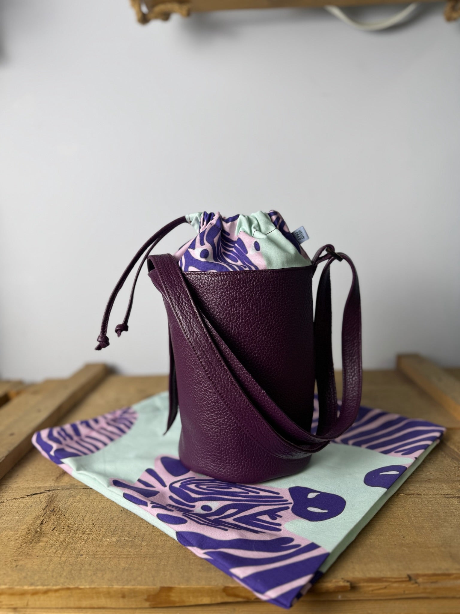 Borsa a secchiello prugna